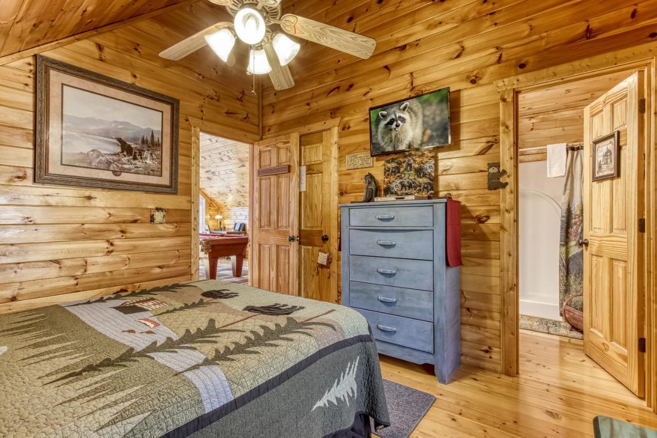 Magical Moments, Hot Tub, Wifi, 1089 Free Tickets Each Paid Day, Dollywood And More Gatlinburg Exterior foto